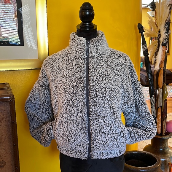 Garage Teddy Coat - Picture 1 of 11